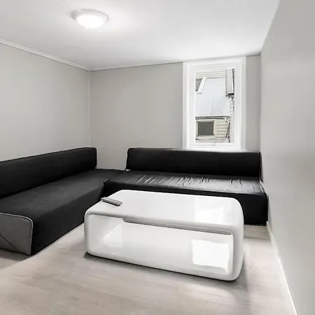 Amazing, House With Big Private Balcony Bergen